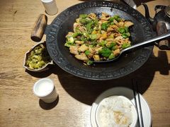 -聚鑫朋酸菜肥肠(文艺路口店)