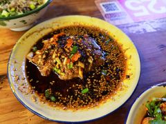 -拈签一笑黄牛肉辣卤串串