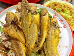 -曹胖子龙虾馆(黄桦路店)