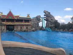 -七彩云南欢乐世界