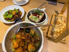 -关东小磨东北菜(上海长风大悦城店)