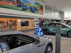 -交运起申一汽大众4S店(内江路店)