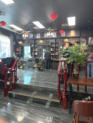 -青青男士理发馆（绅士复古油头馆）