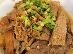 秘製牛腩牛雜孖筋-永盈茶餐厅(中山四路店)