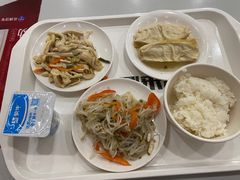 -浙江元通滨奥汽车有限公司(奥迪4S店)