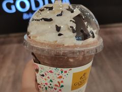 牛奶巧克力冰莹-GODIVA(国际金融中心店)