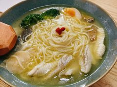 白汁河月豕煨面-江小鲀河豚馄饨(日月光店)