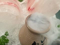 -得意咚瓜·顺德鱼生·冬瓜火锅(深圳首店)