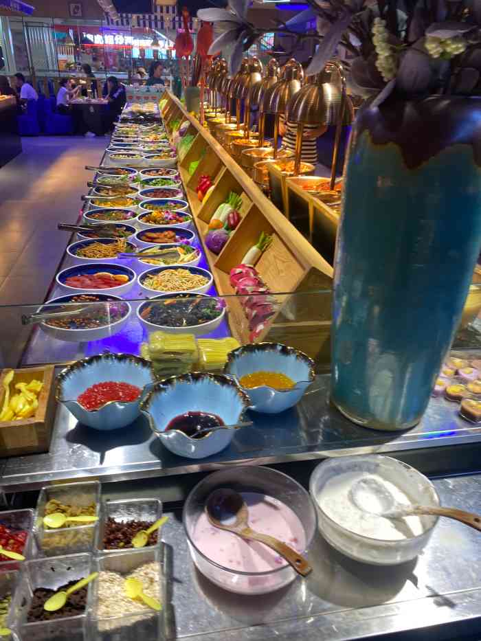 鑫海汇烤肉海鲜自助(滨江道店)