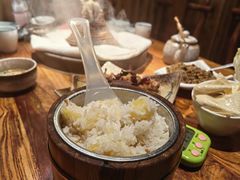 -滇香肴·云南菜蒸汽石锅鱼(云南北路店)