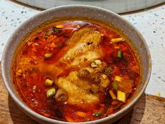 -肖肖酸萝卜鱼火锅(总店)