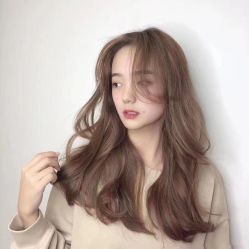 -首脑美发沙龙