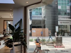 -Line 咖啡(石厦花园店)