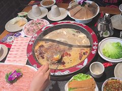 -水巷子·巴掌腰片重庆火锅(巧家店)