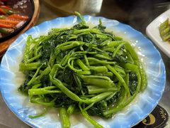 -潘先生平价海鲜城(神州半岛店)
