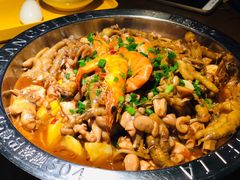 鸡爪煲-胖哥俩肉蟹煲(湖滨银泰in77店)