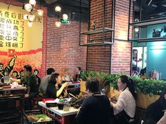 大堂-钢管厂五区小郡肝串串香(南山店)