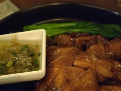 来龙里秘制考鸡-来龙里 精致 东南亚餐室(万象城店)