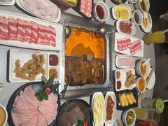 -海底捞火锅(新松江路生日主题店)