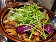 -胡须佬鸡煲四季火锅(海雅缤纷城店)
