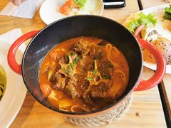 红酒慢炖牛尾配宽面-UPPER KITCHEN(延安路店)