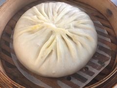 蟹粉汤包-朱洪元苏式面馆(绿宝广场店)