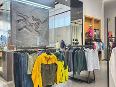 -ARC'TERYX始祖鸟(奕欧莱奥特莱斯店)