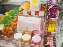 零售区-好利来(丰益桥店)