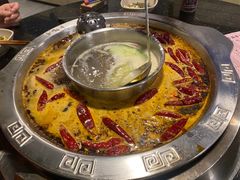 -洞亭火锅(防空洞总店)