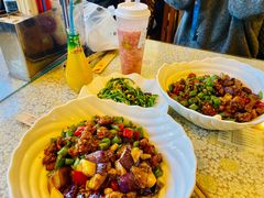 茄子肉丁小公鸡双拼拌面-文三里屯面馆(三里屯店)