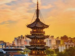 -龙华寺