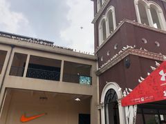-王府井奥莱临潼小镇(临潼店)