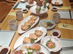 -花和海鲜自助(梅江店)