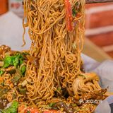 成都干拌串串天花板‼️荤素都一串0.3r你敢信？！