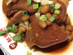 猪脚-胡须张鲁肉饭(美食文化馆店)