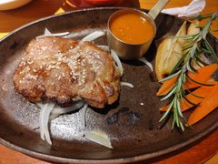 铁盘梅花猪排-斗牛士牛排(南京东路店)
