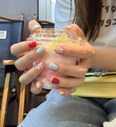 -鲸彩·美甲美睫科技护肤