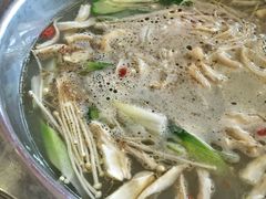 -袁记串串香(泉水轻轨站店)