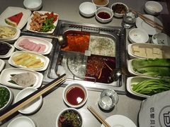 -海底捞火锅(新松江路生日主题店)