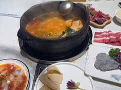-贵府酸汤牛肉火锅·贵州老字号(飞山街店)