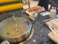 -一席地·本地鸡窝·杭帮鸡火锅(萧山银隆百货店)