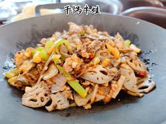 干锅牛蛙-独一道·大别山土菜烧烤(雨花西路店)