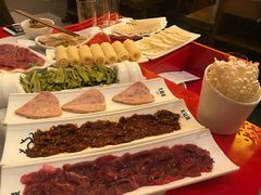 -DaLongYi Hotpot - 大龙燚火锅 - 地道四川老火锅