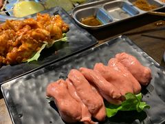 秘制香肠-·缸桶屋·韩式牛肋条自助烤肉(西湖D11店)