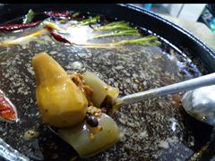 红汤锅底-石灰市毛记烧鸡公(解放碑店)