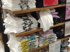 -优衣库(广州天河领展广场店)