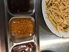 -马路牙子地桌烤肉(工体店)