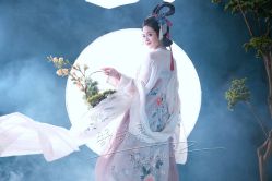 -梓摄影古装写真工作室(富力广场店)