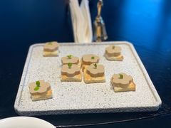 法式面包配蛋糕鹅肝-岁粤Moon·湖景餐厅(月光码头店)