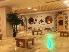 -碧中海汤泉汗蒸酒店